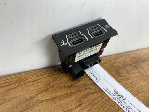 adapter USB Dodge Ram 1500 2019+