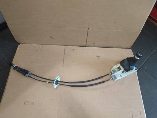 HYUNDAI I20 II Schalthebel Schalt getriebe + Bowdenzug 1.2 16V C81005C03