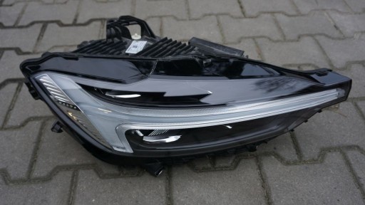 VOLVO XC60 II - light front right MID LED
