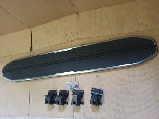 Подножки Land Rover Discovery Sport