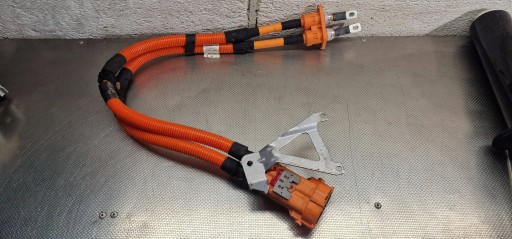 Кабель живлення електродвигуна mercedes-benz eqa 300 amg a2435402511