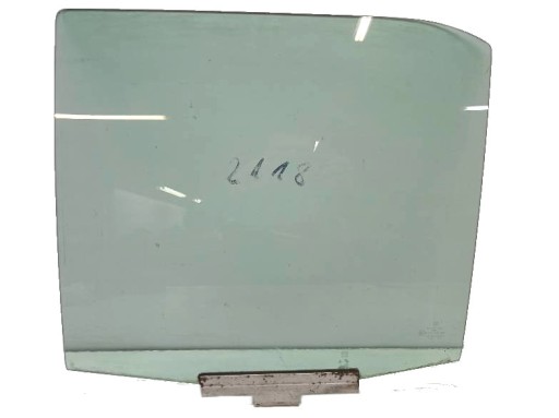 Стекло задней левой двери Mercedes-Benz 190 и W201