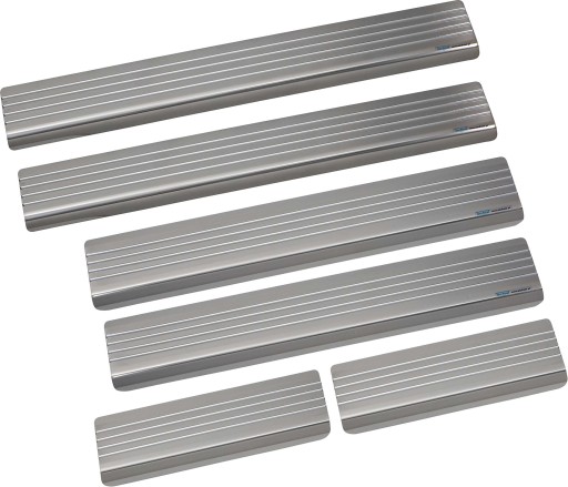 TOYOTA FORTUNER 2008-2015 НАКЛАДКИ БОКОВЫЕ ДВЕРИ