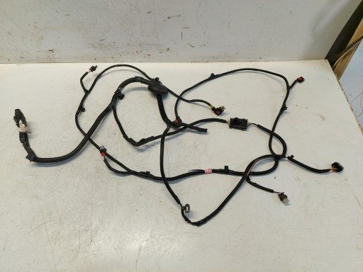 1067959-00-e - Монтажний джгут заднього бампера TESLA MODEL 3