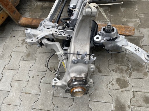 6884385 6886907 - Подвеска рулевого рычага bmw 8 g14 g15 x-drive