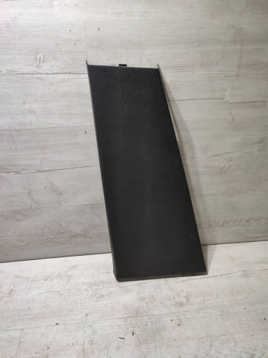 Opel Corsa E 2018 left side cover lower slupka / B
