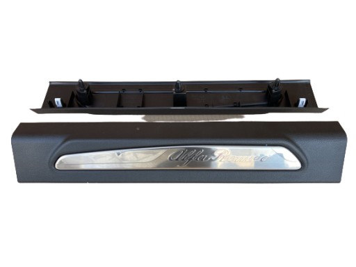 156109408 - Хромированные боковые юбки Alfa romeo Giulia