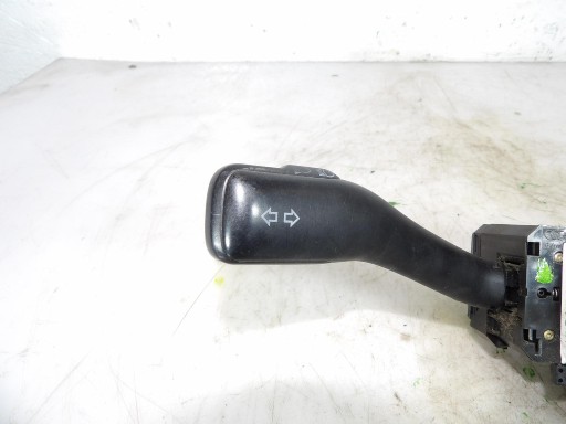 AUDI A3 8L commande levier commodo sous volant 8L0953513G