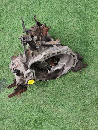 HYUNDAI COUPE gearbox, J31775 J31775-273862 1.6 petrol