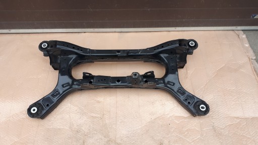 778767-09 - Toyota camry viii балка подвески сзади очень хорошее состояние