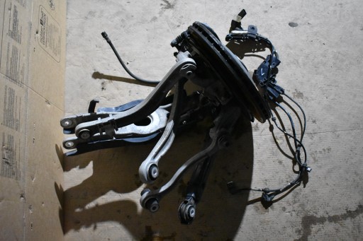 ACHSTRÄGER HINTEN LINKS KPL. MERCEDES W213 W238 W257 1