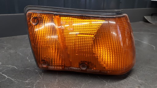 Покажчик повороту лівий Nissan Cheery 85r
