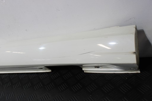 moulding cap threshold threshold left A2466901340 MERCEDES CLA W117 2,2 CDI