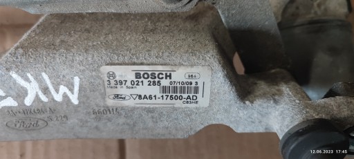 FORD FIESTA MK7 Motor Wischer vorne KPL.