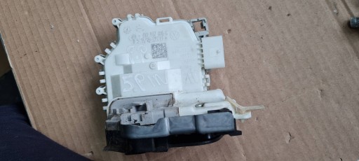 Q5 80A lock door right front 8X1837016C 5PIN A4 B9 8W A5