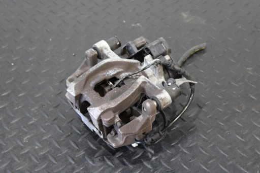 caliper brake right rear part 6892606 BMW 2 F45 ACTIVE TOURER LIFT