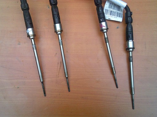 55579436 A2ODT - Свічка розжарювання з датчиком opel insignia astra j 2.0 cdti перевірено дуже добре