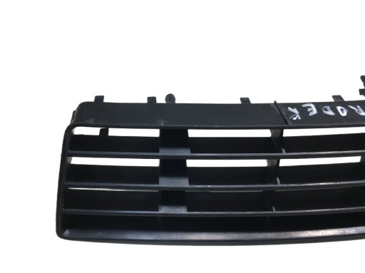 grid of a bumper central AUDI A6 C5 4B0807683E