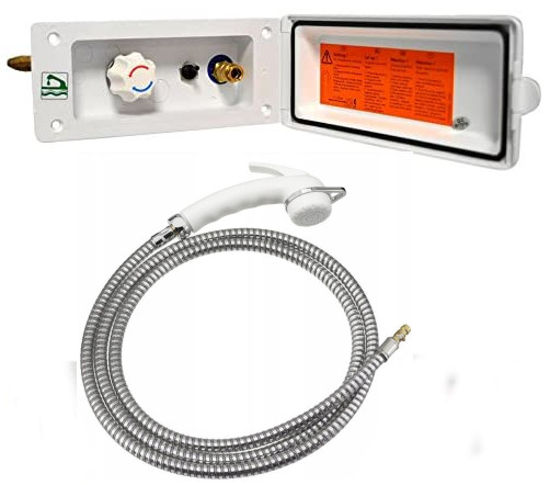 ЗОВНІШНЯ РОЗЕТКА ДЛЯ ВОДИ З ДУШЕМ REICH