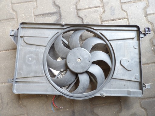 Ford Focus MK2 radiator fan 3M518C607EC