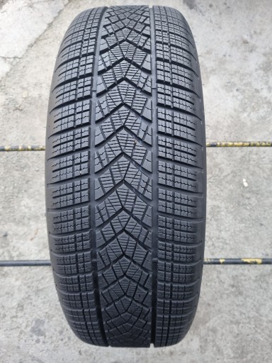 GOODYEAR ULTRA GRIP PERFORMANCE + 235 60 20