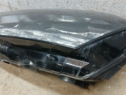 Feux phare Avant Gauche SKODA FABIA IV 4 FULL LED 6VB941015