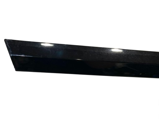 BENTLEY moulding door cap LH 3SD853515