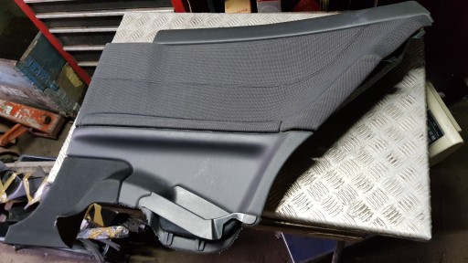 MERCEDES W203 COUPE upholstery right rear part side LIFT