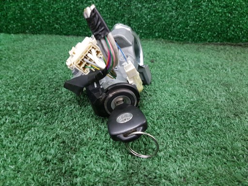 ignition Z KLUCZYKIEM TOYOTA AVENSIS T27 45020-0203