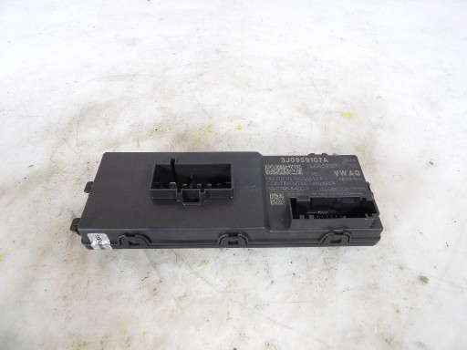 DEMONTCARS-66367-3J0959107A - Модуль контроллера заслонки skoda super iv 4 универсал 3j0959107a