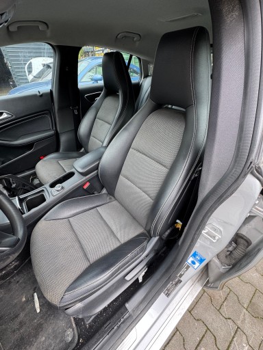 MERCEDES W117 CLA KOMBI sitze EUROPA halbleder SHOOTING BRAKE KOMBK KOMPLET