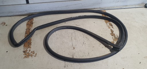 FORD PUMA MK2 ПРОКЛАДКА ДВЕРЕЙ ПРАВА ПЕРЕДНЯ