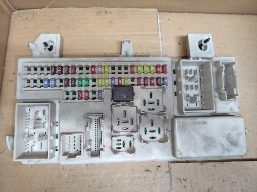 Контролер bsi модуль запобіжник mazda bp4k66730c