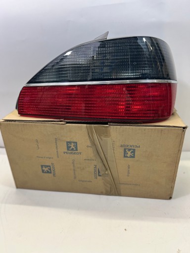 6351L9 - Фонарь задний правый peugeot 306 99- peugeot oe 6351.l9
