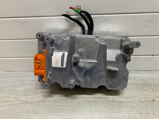 Renault zoe 296g95974r модуль перетворення акумулятора oe