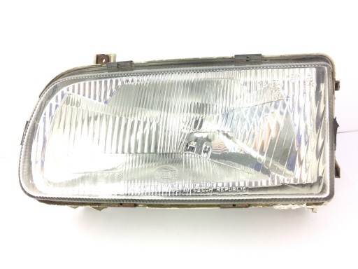 REFLEKTOR light front SKODA FELICIA right 301246051 SKODA