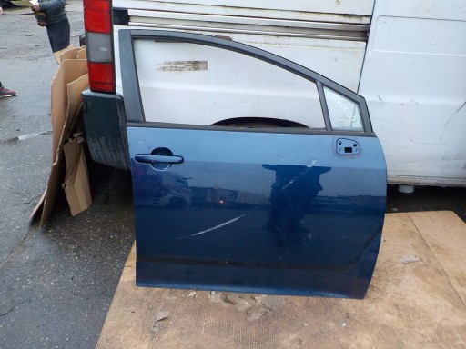 door right front toyota corolla verso II 2005r
