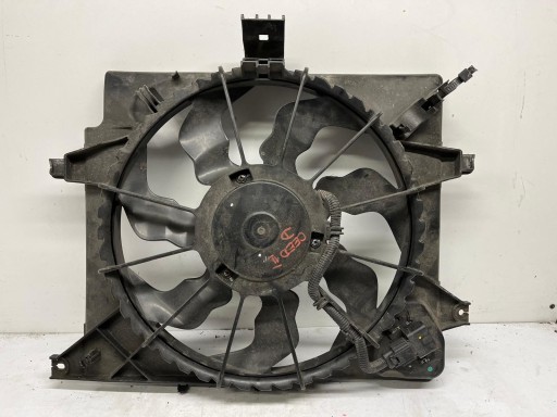 KIA CEED II HYUNDAI I30 II 1,4 1,6 CRDI hütöventilátor 2OBUDOWA 2012