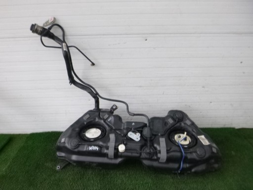 C-Клас W204 1.8 K C180 паливний бак в зборі