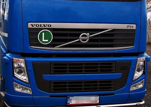 Патрубок до бампера Volvo FH3