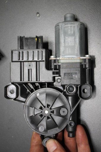 7L2959406 - Volkswagen transporter - caravelle t6 2015 стеклоподъемники