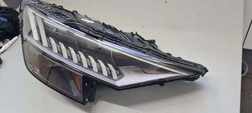 AUDI RSQ8 4M 4M8 Q8 light right MATRIX HD USA 23R 4M8941036F