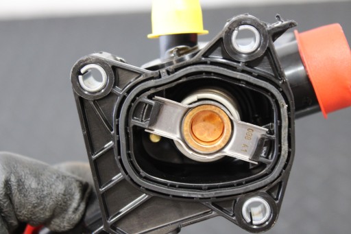 Scatola termostato termostato FIAT 1,0 T 46341156