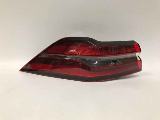 H34B0F7E101 - Bmw 5 g60 23- світлодіодна лінія тіні задньої лівої фари сша