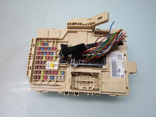 I30 iii fastback n 2.0 19r блок предохранителей 91950-s0040