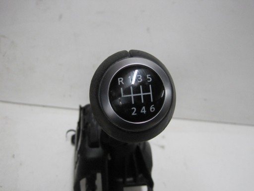 řadicí páka NISSAN JUKE II F16 34901 2124R