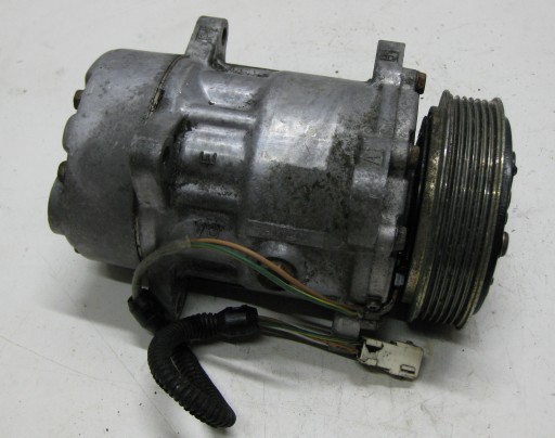MERCEDES W203 W220 W11 3.2 CDI compressor of the air conditioning A0002309011