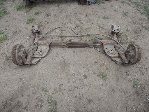 555011165R - Балка задньої підвіски dacia logan ii 13r mcv