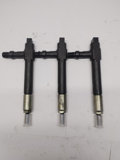 injectors nozzles of the fuel Mazda Premacy 2.0TD 7390
