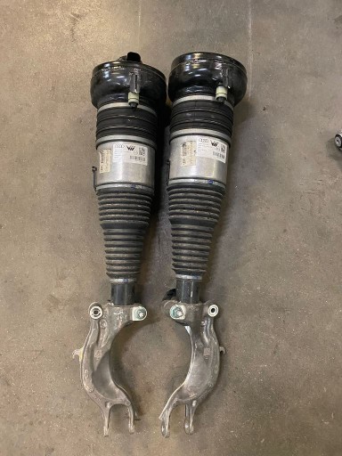 Передний амортизатор 4m0616039bf audi q7 q8 rsq8